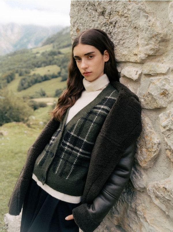 Reserved Reserved - Vesta s kariranim uzorkom s kontrastnim porubom - smeđezeleno