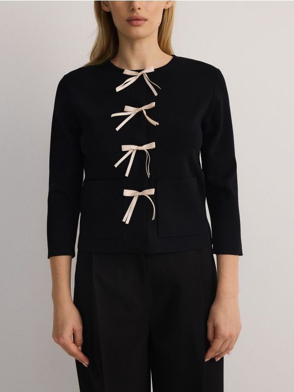 Reserved Reserved - Vesta s mašnom - crno