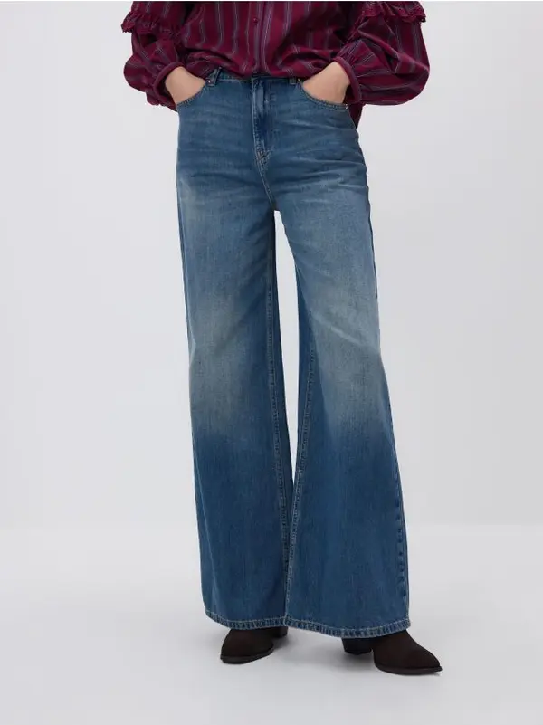 Reserved Reserved - Wide leg traperice s poderotinama - indigo jeans