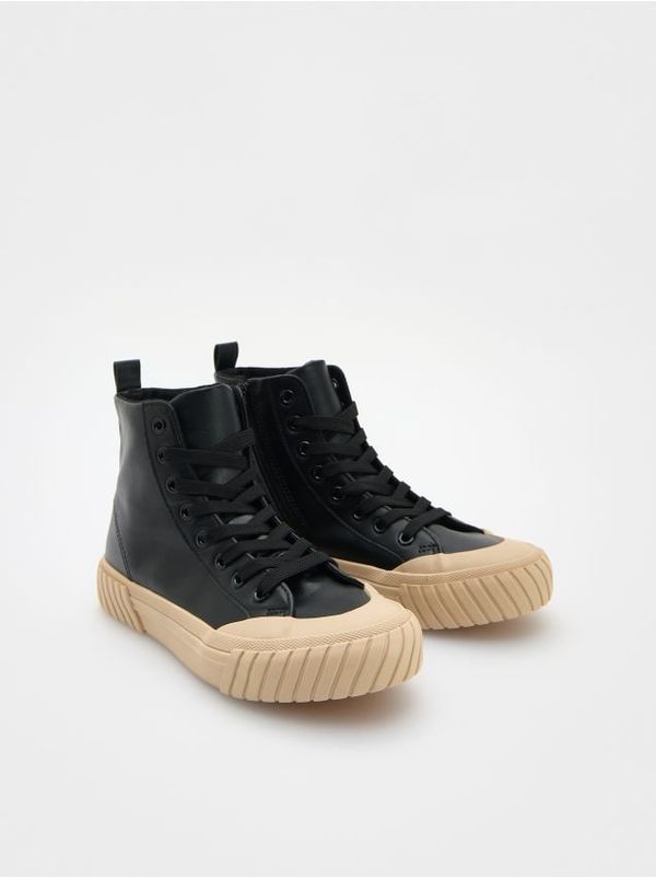 Reserved Reserved - Ženske tenisice - crno