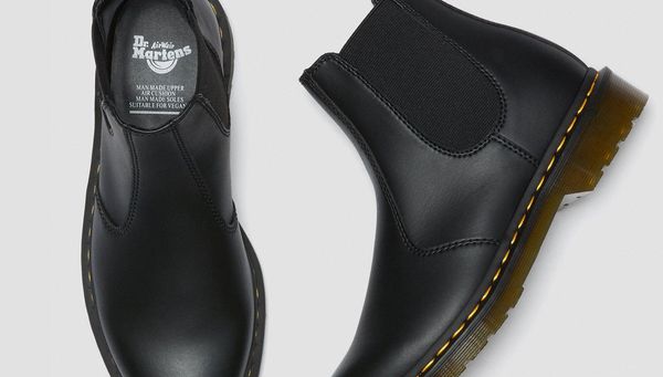 Dr. Martens Dr. Martens 100% Vegan 2976 Chelsea Boots