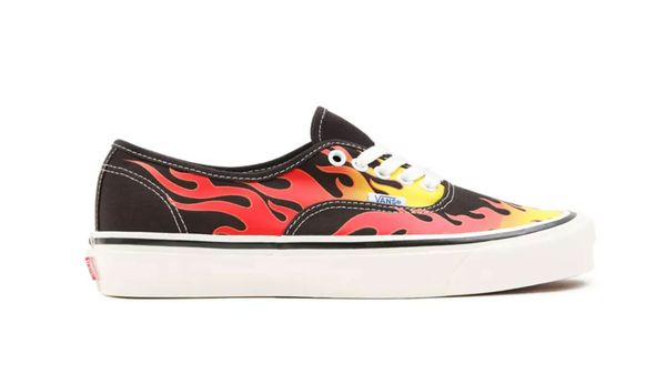 Vans Vans UA Authentic 44 DX Epic Flame