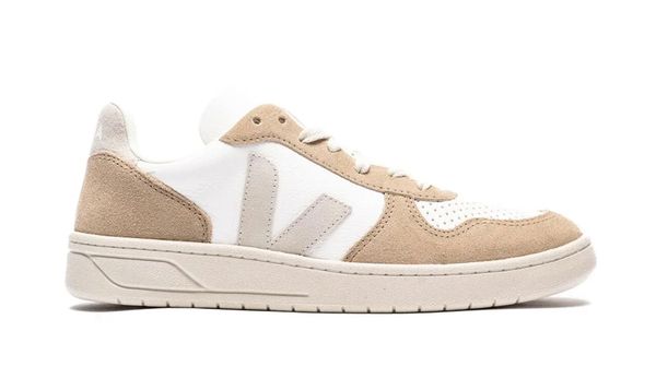 Veja Veja V-10 CHROMEFREE LEATHER WHITE NATURAL SAHARA
