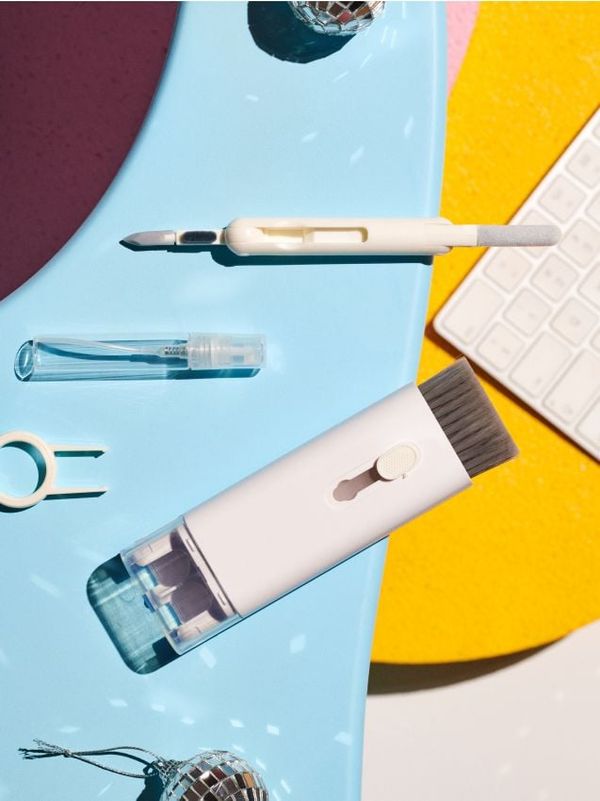 Sinsay Sinsay - Čistač za tipkovnicu