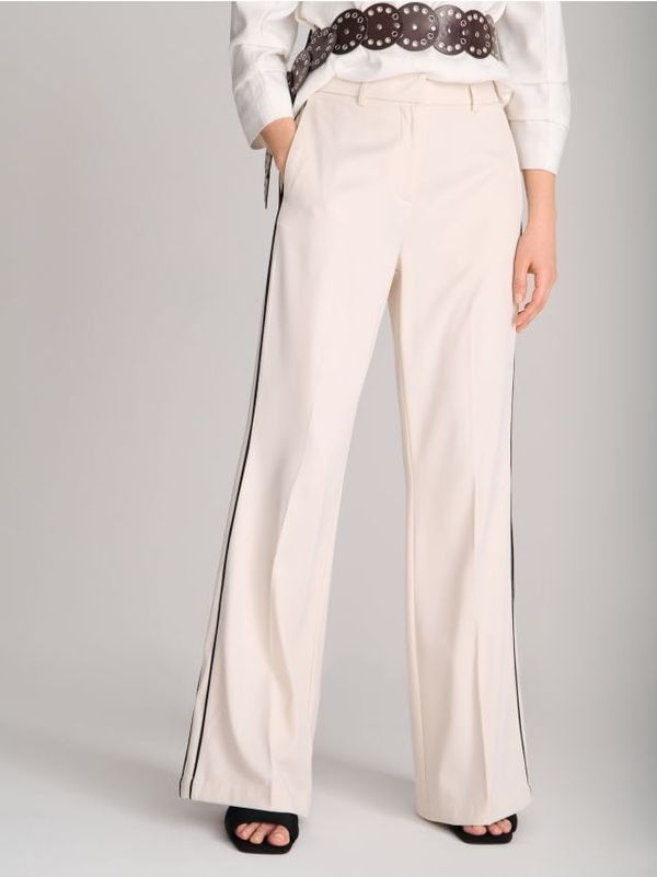 Sinsay Sinsay - Hlače izglačane na crtu