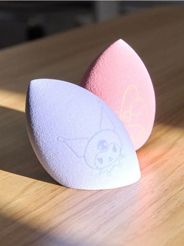 Sinsay Sinsay - Komplet od 2 kozmetičke spužvice Kuromi