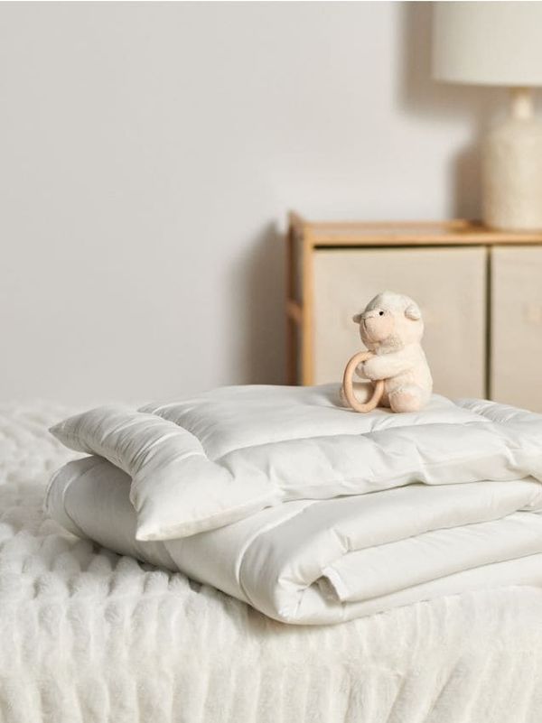 Sinsay Sinsay - Komplet posteljine: pokrivač i jastuk