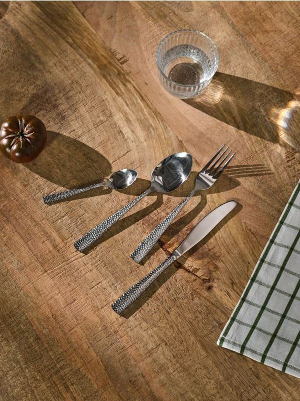 Sinsay Sinsay - Komplet pribora za jelo od 16 dijelova