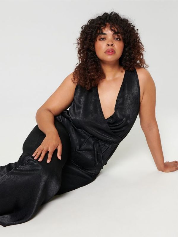 Sinsay Sinsay - Kratki kombinezon s pojasom