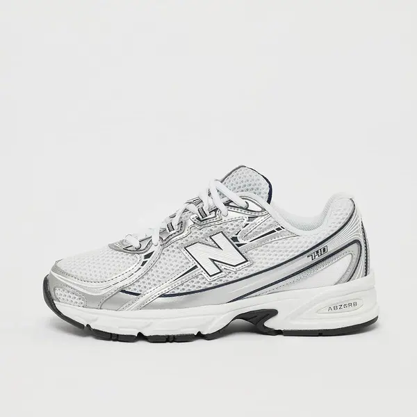 New Balance 740