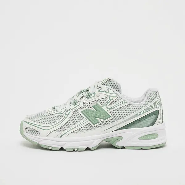 New Balance 740