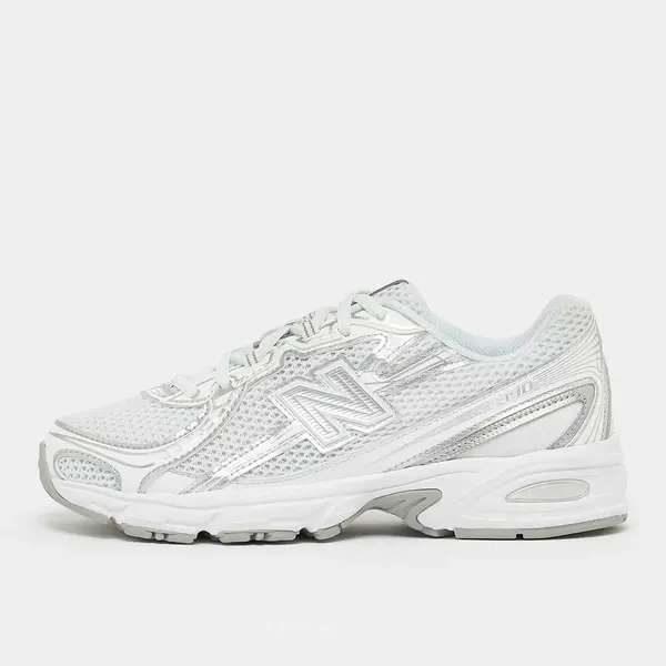 New Balance 740
