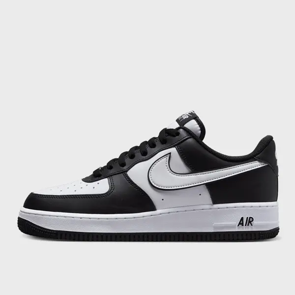 Nike Air Force 1 '07