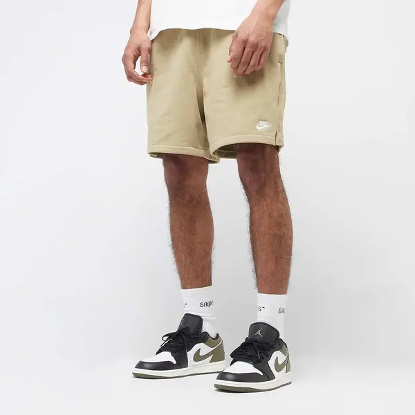 Nike Club Flow French-Terry Shorts