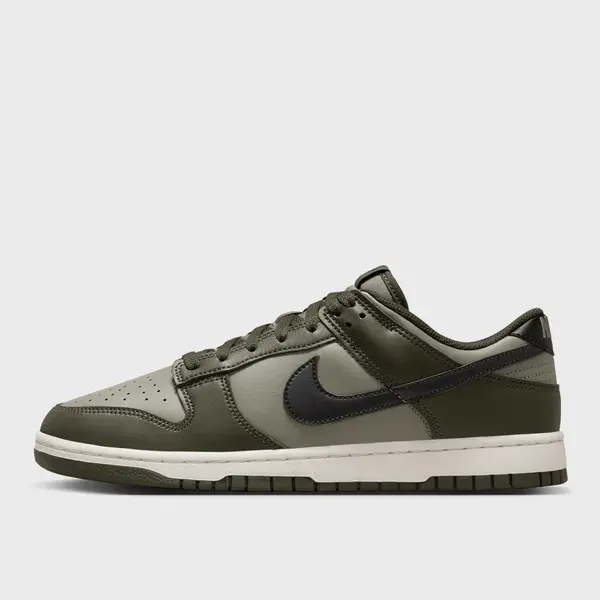 Nike Dunk Low Retro