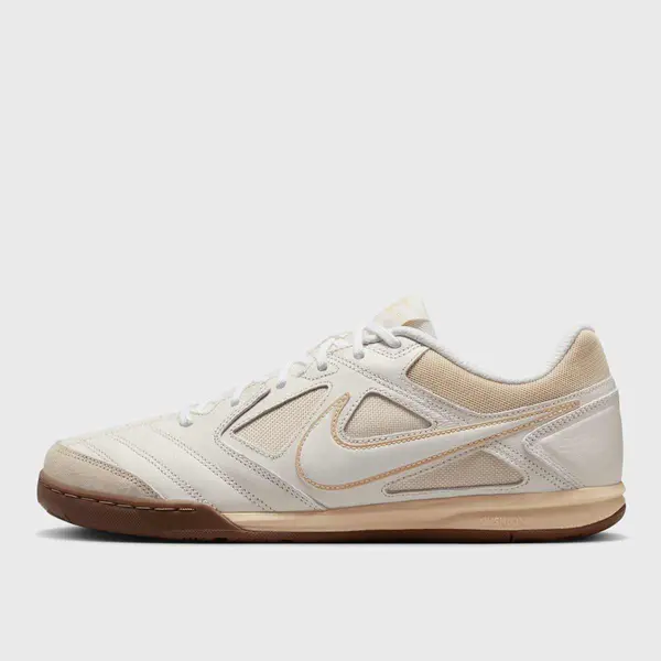 Nike Gato