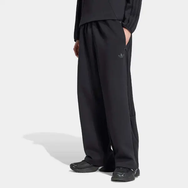 adidas Originals Spacer Open Hem
