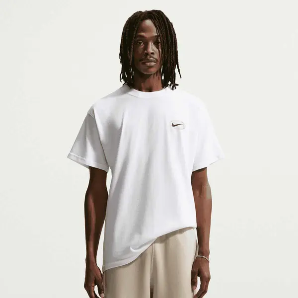 Nike Sportswear Athletic Graphics Tee
