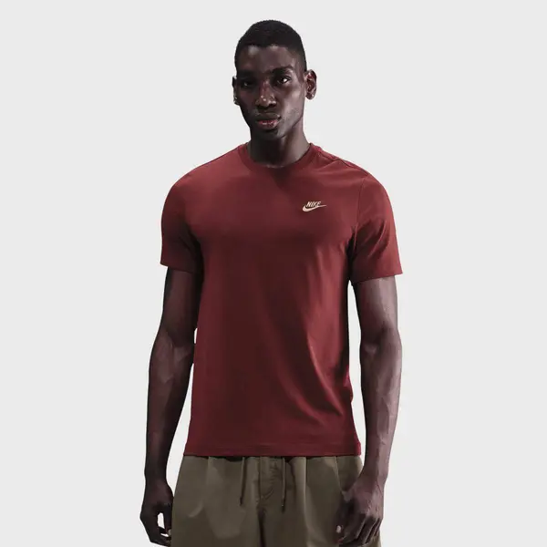 Nike Sportswear Club T-Shirt