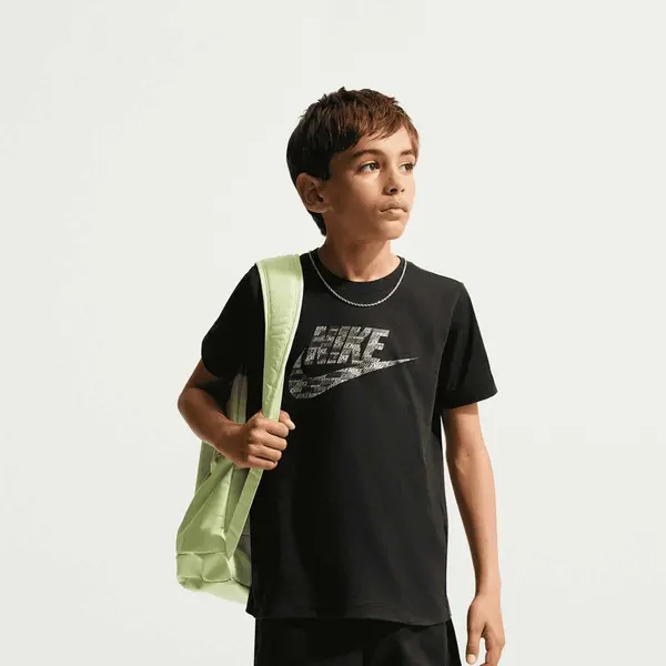 Nike Sportswear Club Tee All-Over-Print Fill