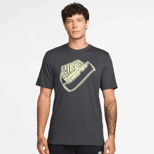 Nike Sportswear Standard Blur Futura Tee