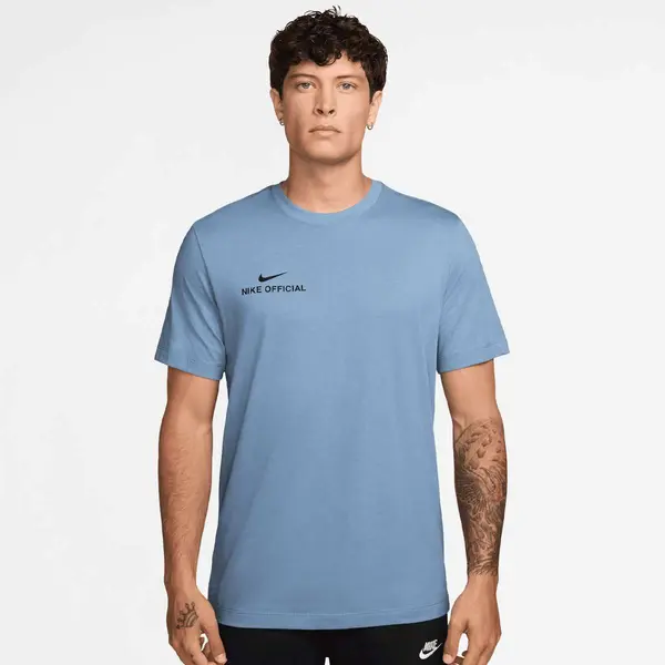 Nike Sportswear Standard Tee
