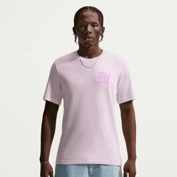 Nike Sportswear Tee