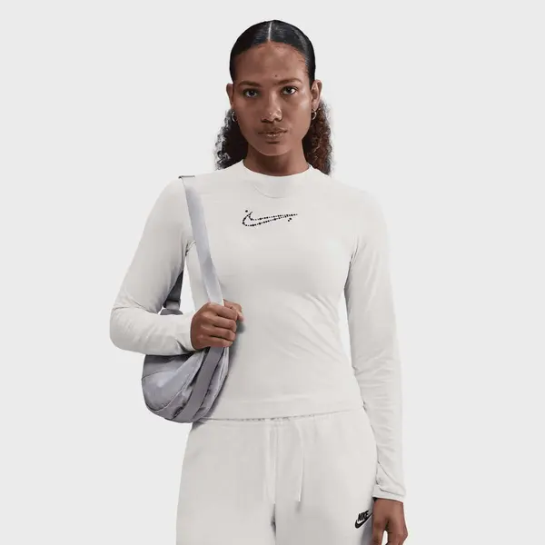 Nike Sportswear Tight Cropped Long-Sleeve T-Shirt