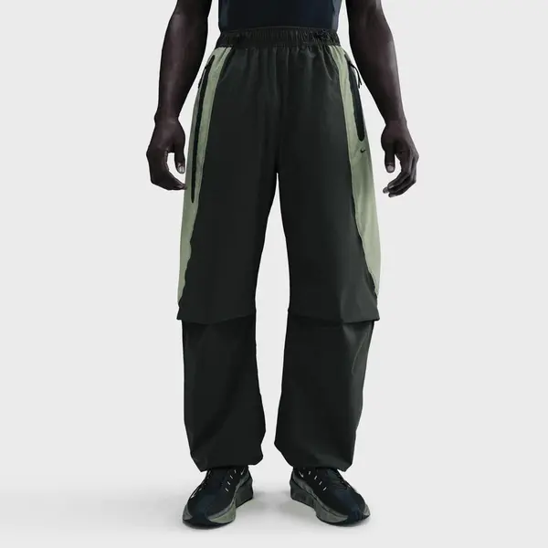 Nike Tech Dri-FIT Woven Color-Block Oversized Pants