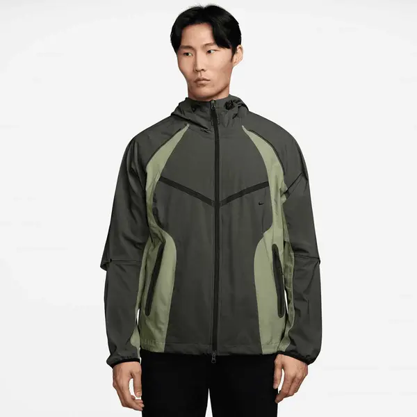 Nike Tech Dri-FIT Woven Color-Block Windrunner Loose Jacket