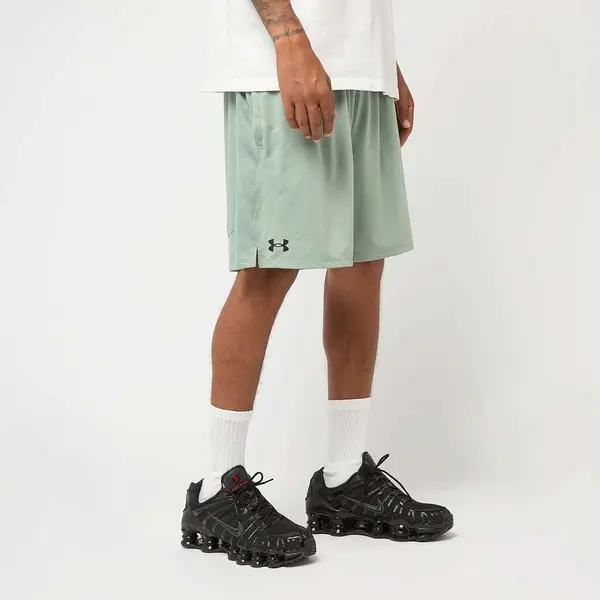 Under Armour Tech Vent 7in Shorts