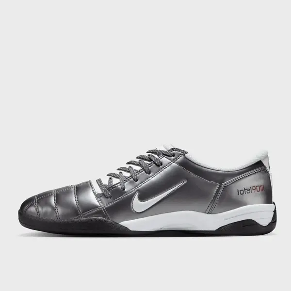 Nike Total 90