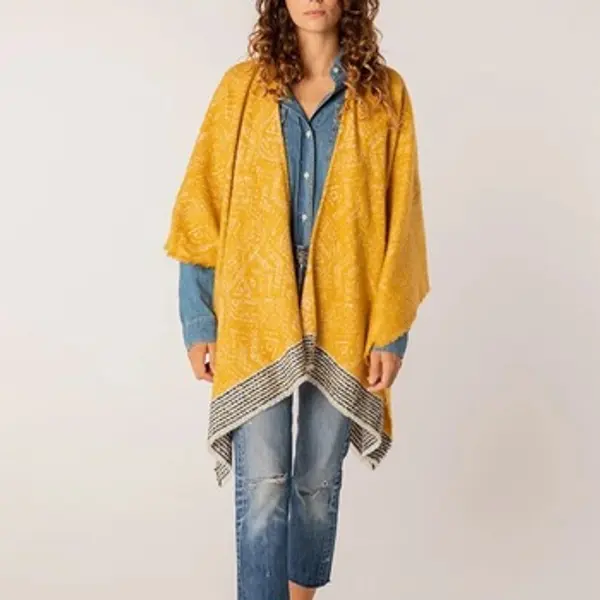 Abbacino Abbacino  Šalovi, pašmine i marame Poncho Mujer Modèle 90673ab  Abbacino