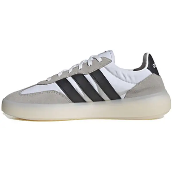 adidas adidas  Modne tenisice Baskets  Barreda Decode suède et nylon  adidas