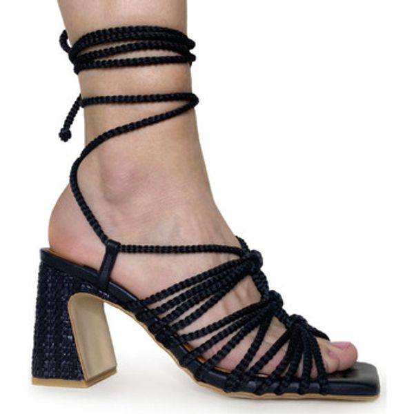 Angel Alarcon Angel Alarcon  Salonke TRENZ NEGRO  Angel Alarcon