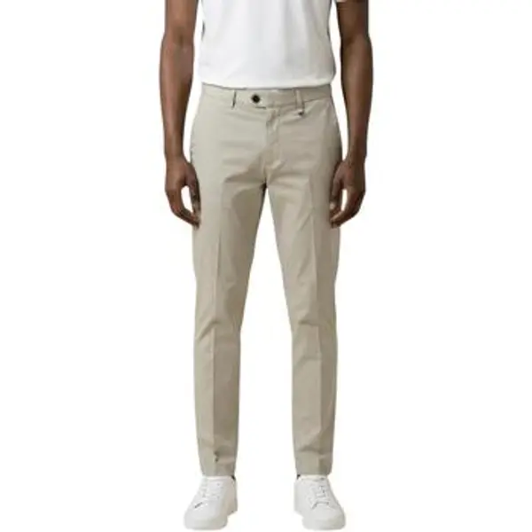 Antony Morato Antony Morato  Chino hlače i hlače mrkva kroja MARK SLIM FIT WITH LOGOED RUBBER FLAG MMTR00780-FA800197  Antony Morato