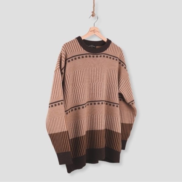 Armazém Das Malhas Armazém Das Malhas  Puloveri ARMAZÉM DAS MALHAS Jacquard Knit - Camel  Armazém Das Malhas