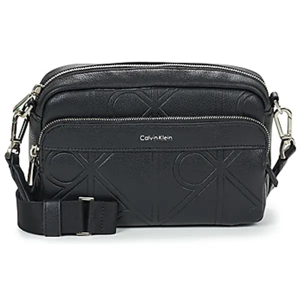 Calvin Klein Jeans Calvin Klein Jeans  Torbe za nošenje preko tijela EMBLEM AOP EMBOSS CAMERA BAG  Calvin Klein Jeans