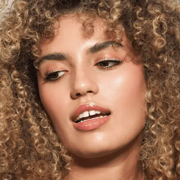 Catrice Catrice  Sjajila Waterproof Kohl Kajal Pencil - 170 Candy Rose  Catrice