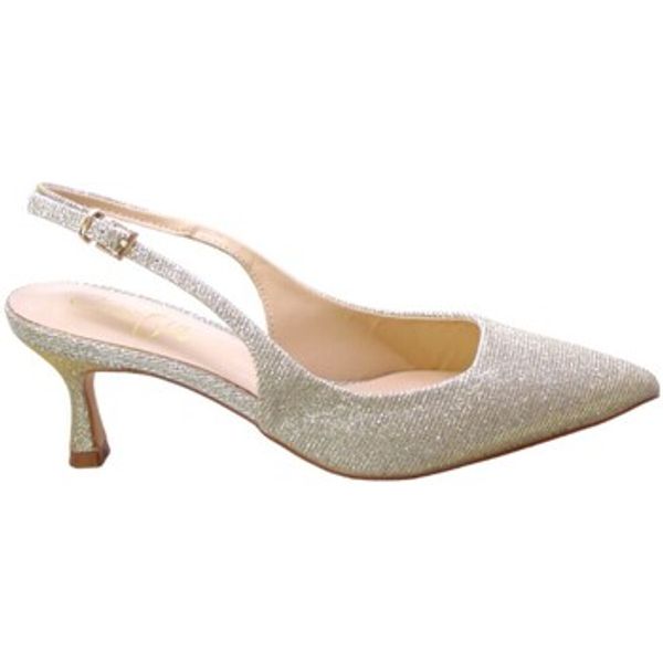 Cristin Cristin  Salonke 345440  Cristin