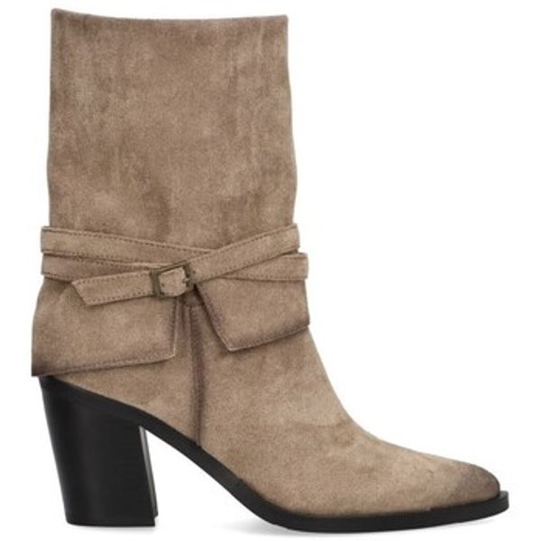 Etika Etika  Gležnjače 76195  Etika