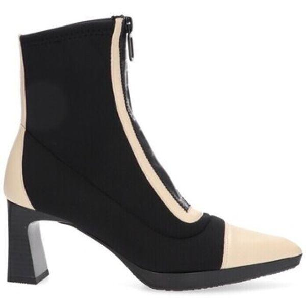 Hispanitas Hispanitas  Gležnjače 76847  Hispanitas