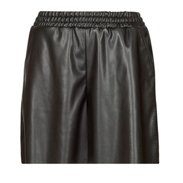 Karl Lagerfeld Karl Lagerfeld  Bermude i kratke hlače PERFORATED FAUX LEATHER SHORTS  Karl Lagerfeld