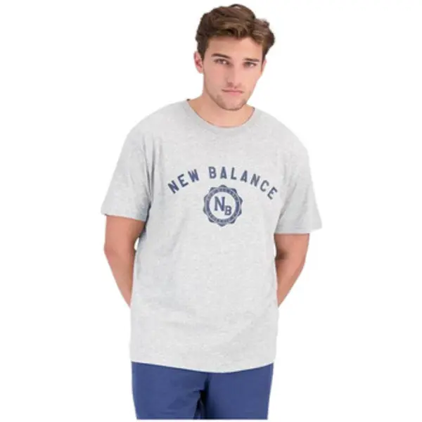 New Balance New Balance  Majice kratkih rukava T-shirt  Sport Seasonal Graphic Cot AG M 100% coton  New Balance