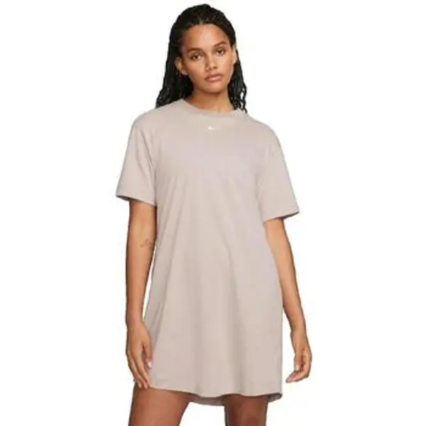 Nike Nike  Kratke haljine Robe  Essentielle Oversize  Nike