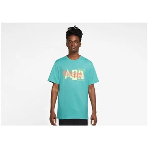 Nike Nike  Majice kratkih rukava Air Jordan Brand Graphic Crew 3  Nike