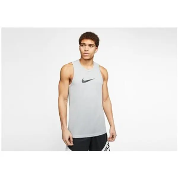 Nike Nike  Majice kratkih rukava Dri-fit  Nike