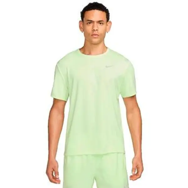 Nike Nike  Majice kratkih rukava T-shirt  Dri-Fit UV Miler  Nike