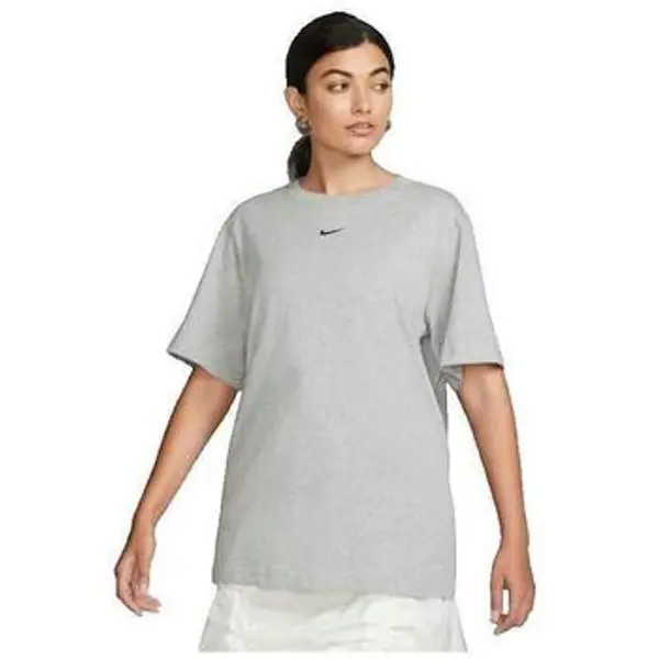 Nike Nike  Majice kratkih rukava T-shirt Femme  Essential Lbr  Nike