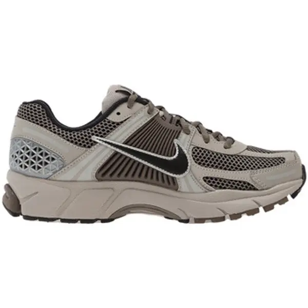 Nike Nike  Running/Trail Chaussures de running  zoom vomero 5 gris  Nike